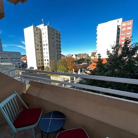 Backstage Apartment Gyor Exterior photo