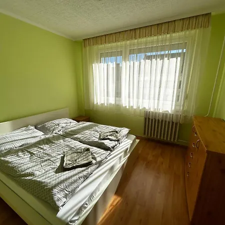 Backstage Apartment Gyor Exterior photo