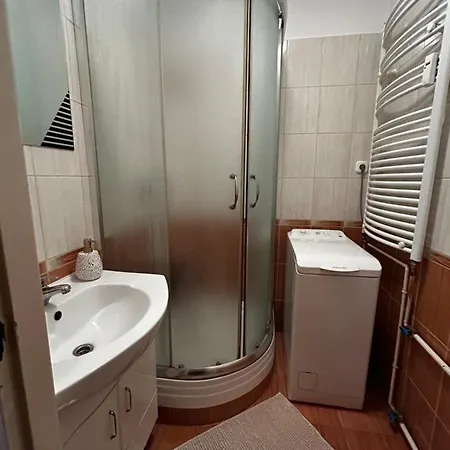 Backstage Apartment Gyor Exterior photo
