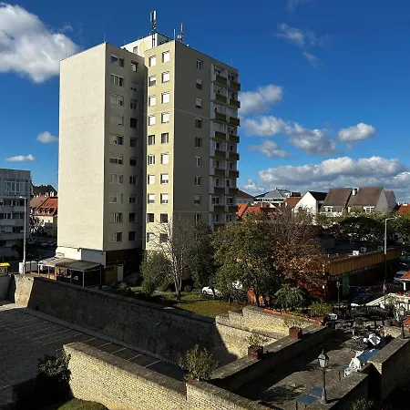 Backstage Apartment Gyor Exterior photo